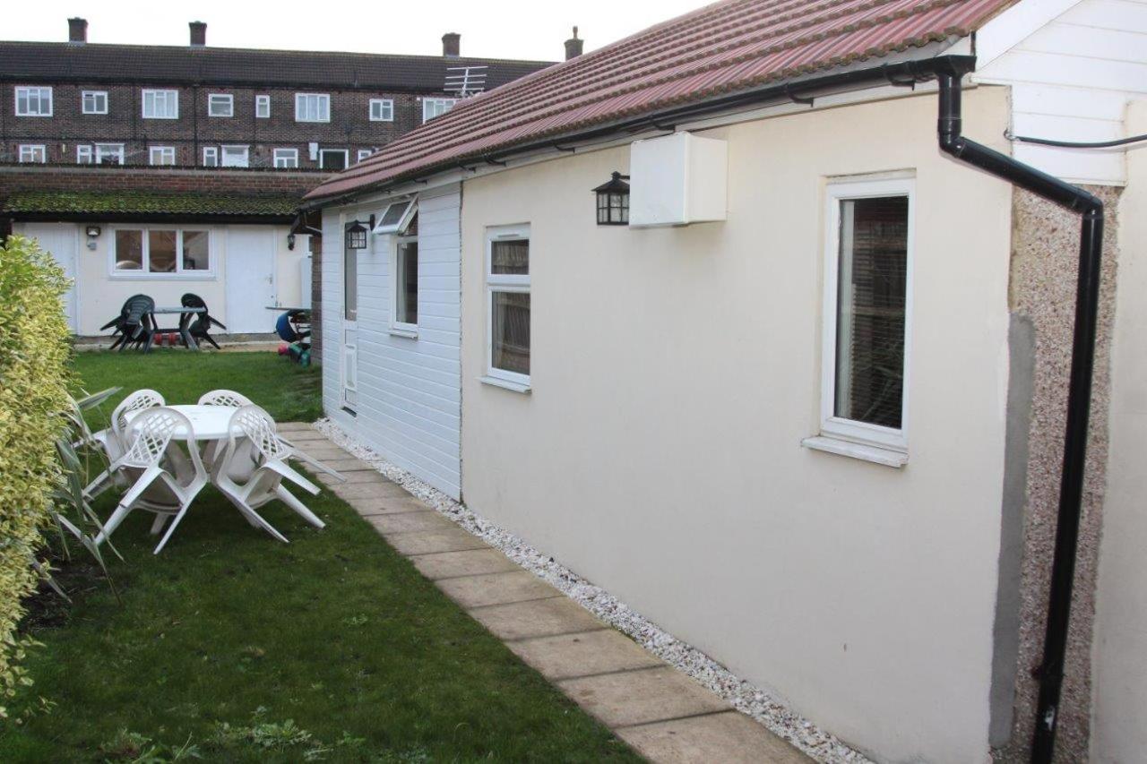 Cosy London Holiday Home ภายนอก รูปภาพ