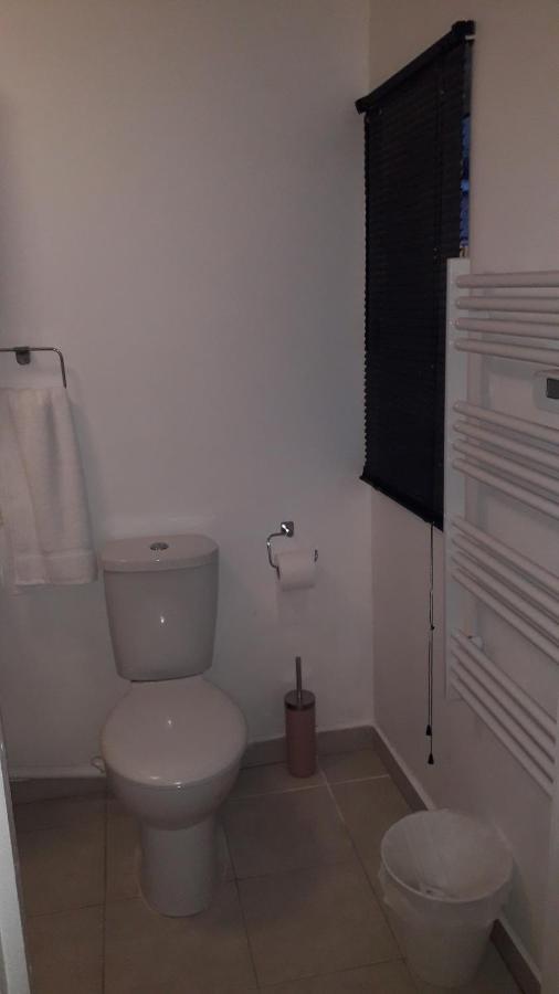 Cosy London Holiday Home ภายนอก รูปภาพ