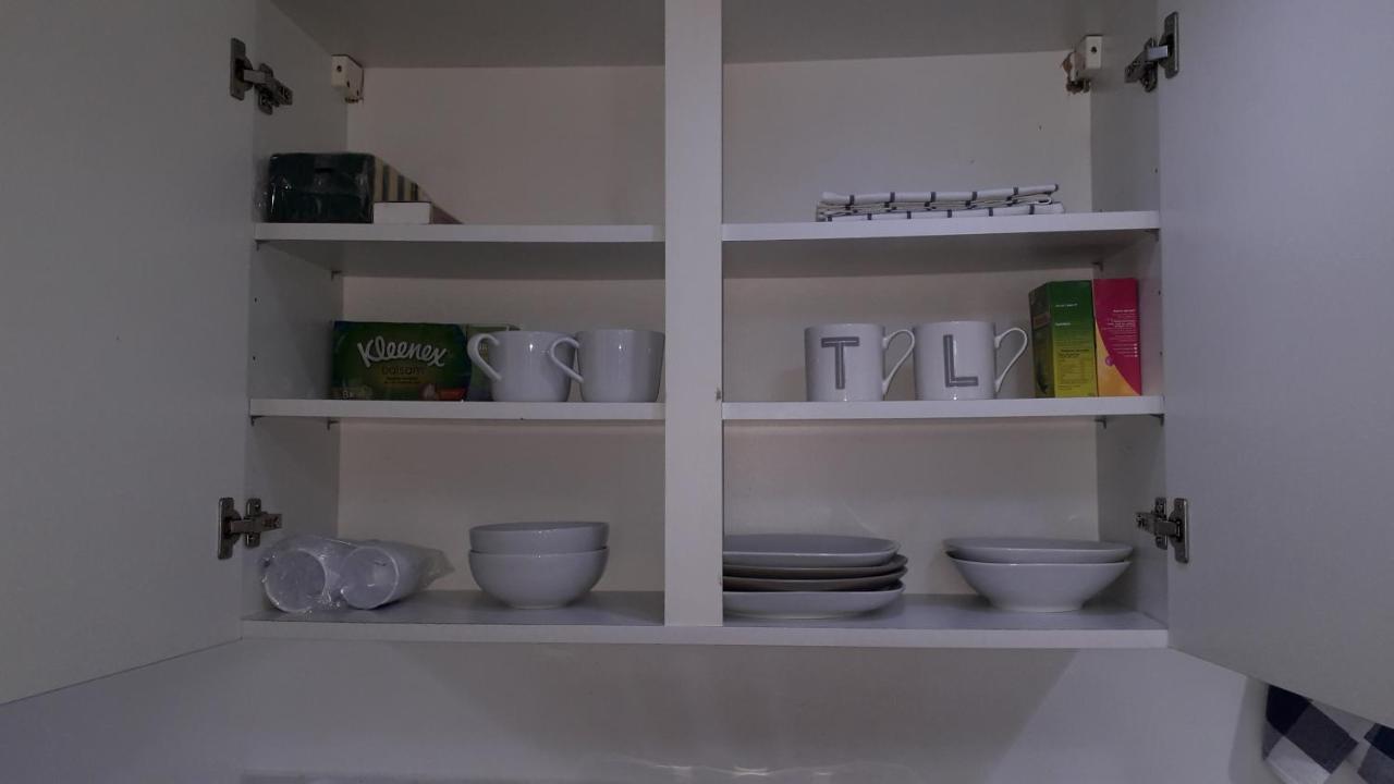 Cosy London Holiday Home ภายนอก รูปภาพ